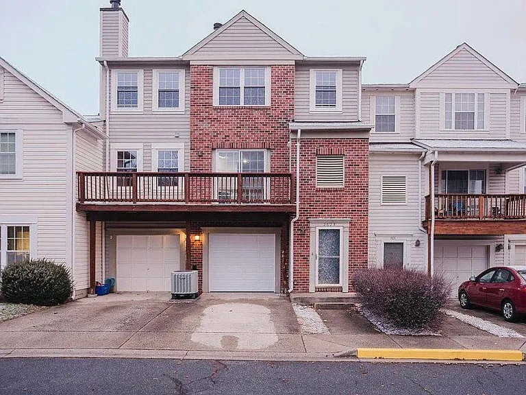 2623 N Everly Dr — Photo 1