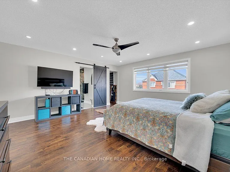 33 Denali Cres — Photo 28