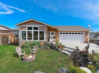 1414 Rook Dr, Pt Angeles, WA 98362