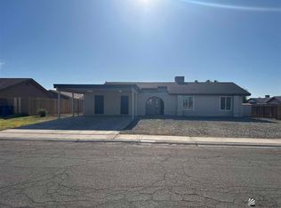 2526 S Parkwood Dr, Yuma, AZ 85364