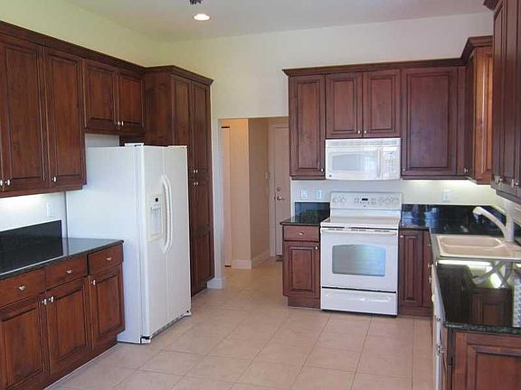 4th image of 1992 Grey Falcon Cir SW