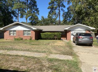 15 Lynda Ave, Texarkana, TX 75503
