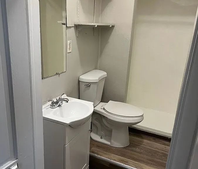 604 N Weber St #7 — Photo 11