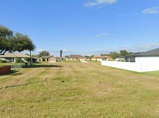 617 SE 1st Ter, Cape Coral, FL 33990