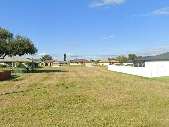 617 SE 1st Ter, Cape Coral, FL 33990