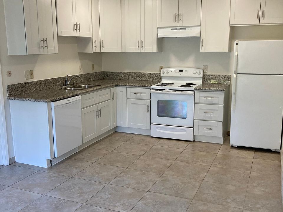 1st image of 4960 Clairemont Mesa Blvd #212