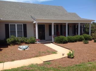 206 High Meadows Dr, Westminster, SC 29693