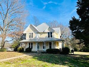 1st image of 500 N Miller St