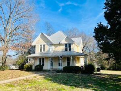 500 N Miller St, Clarksville, AR, 72830