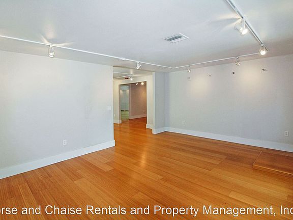 3rd image of 925C Tamiami Blvd #205