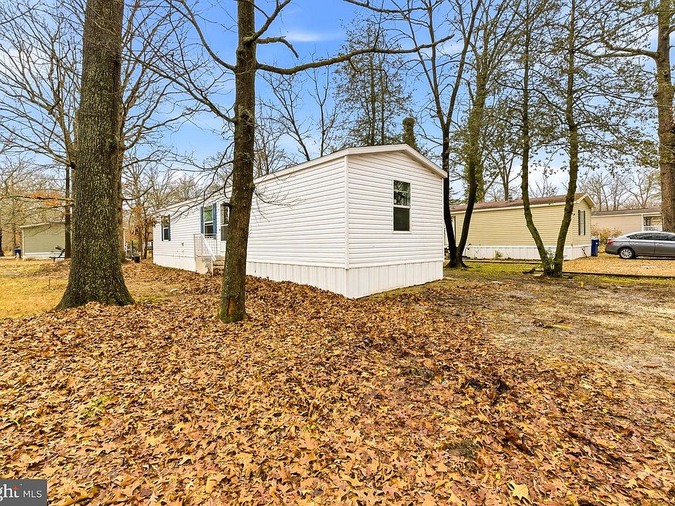 1st image of 29 Applewood Ln