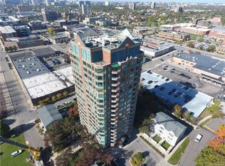 3320 Spinnaker Ln UNIT 86/16C, Detroit, MI 48207