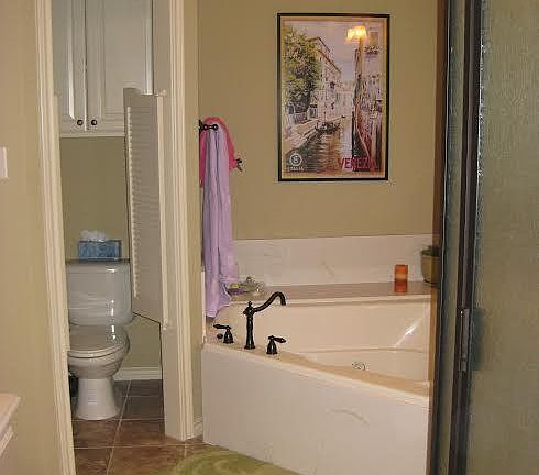 4th image of 315 Robelmont Dr