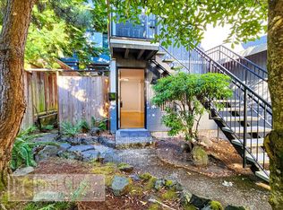 527 NW 18th Ave, Portland, OR 97209