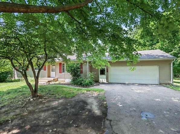 199 Highfield Rd, Marshall, MI 49068
