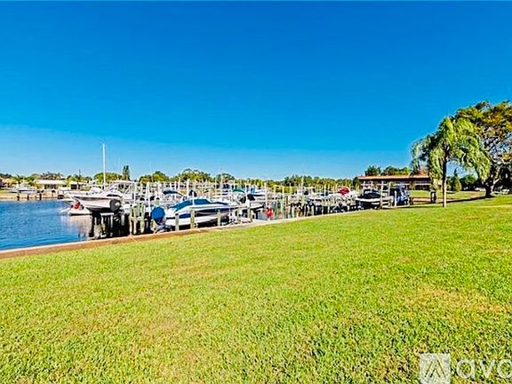 4th image of 150 Marina Isles Pkwy