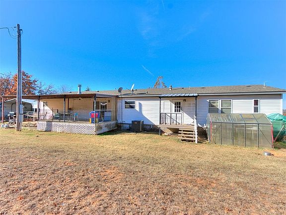 3rd image of 9944 Forest Hills Dr