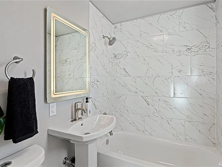 2301 Bonair Pl SE — Photo 12