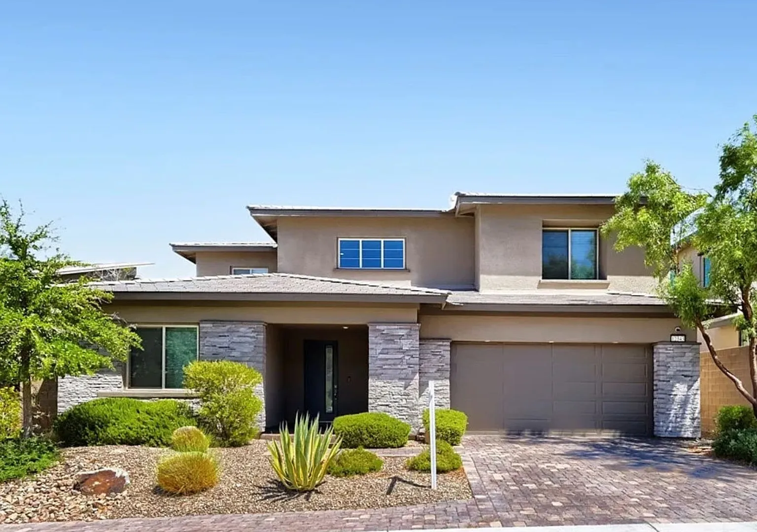 Breathtaking Strip Views Brand New Model in Summerlin 4bed 3.5bath — Photo 1