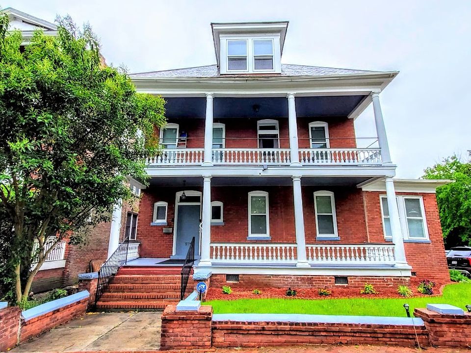 1st image of 511 Hampton Pl #B