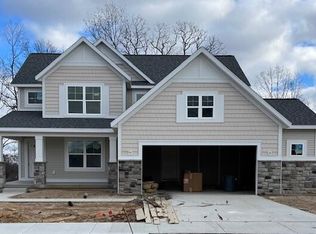 338 Elstar Ct NE, Rockford, MI 49341