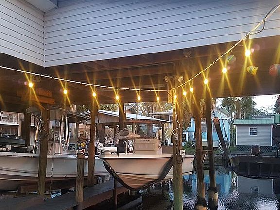 Boathouse 4 boat lifts