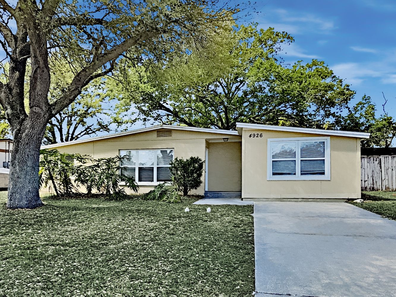 4926 Crest Hill Dr, Tampa, FL 33615 Zillow
