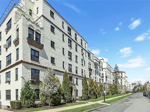 4th image of 1273 North Ave #1-5G