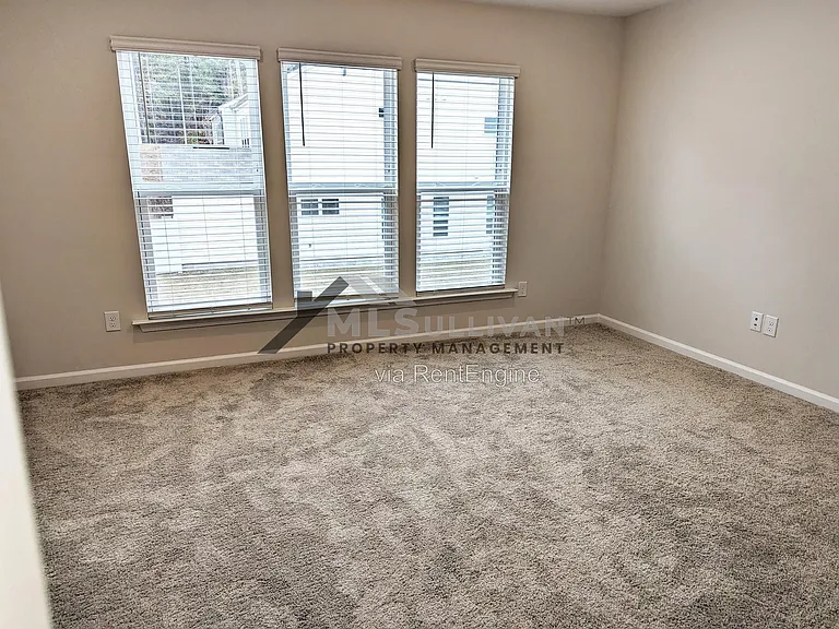 1527 Smoky Mountains St #1 — Photo 15