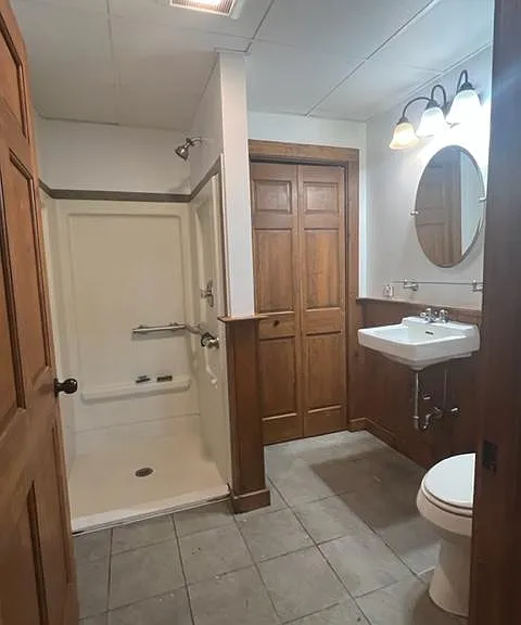 4601 Tremont Ave #1 — Photo 16