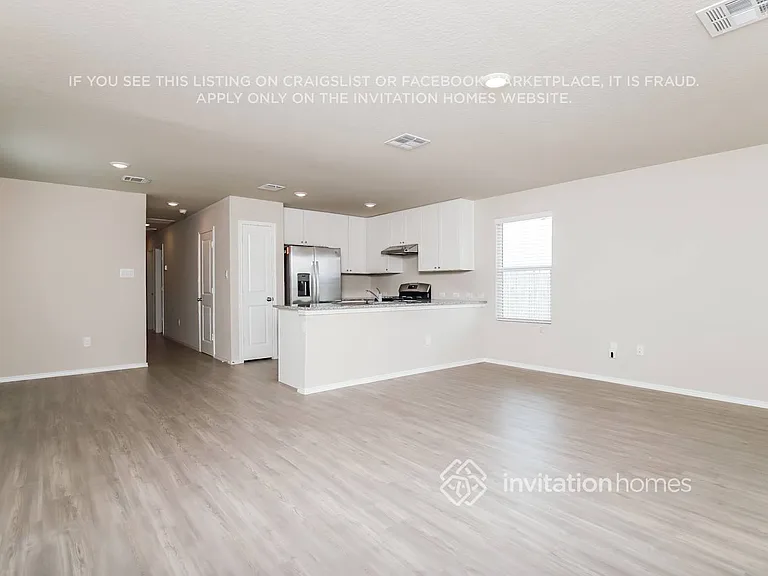 14642 Source Cir — Photo 7
