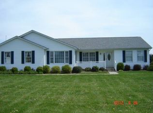 2052 Horns Hill Rd, Newark, OH 43055