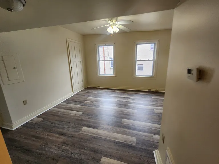 216 Decatur St #3 — Photo 9