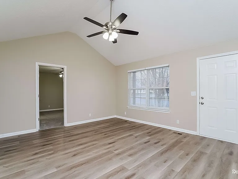 2619 Lincoya Dr — Photo 5