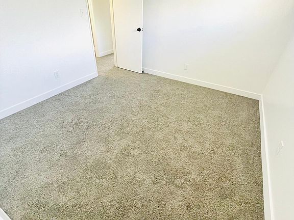 5th image of 2645 Sherwood St APT 11