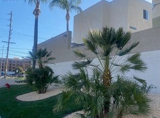 21021 Vanowen St #B210, Canoga Park, CA 91303