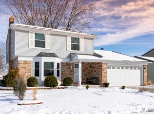 5693 Huntington Ct, Ypsilanti, MI