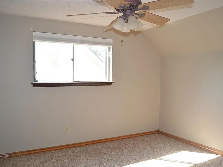 4816 Michael Dr — Photo 9