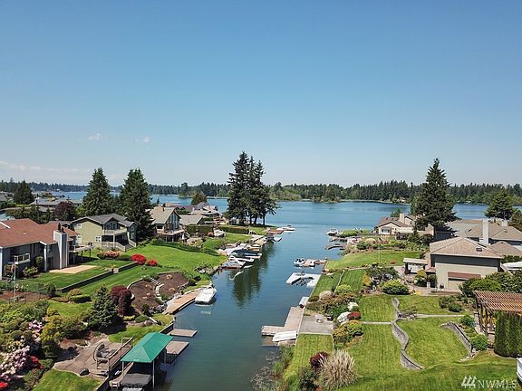 Gorgeous open water views.
