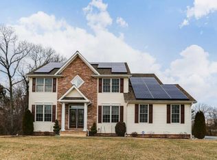 50 Magothy Beach Rd, Pasadena, MD 21122