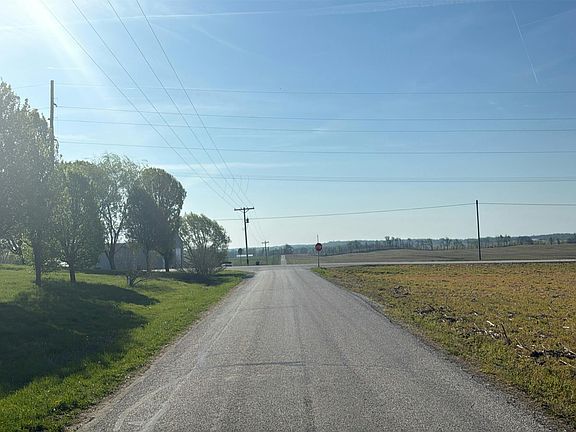 4th image of 5476 S Hickory Corner Rd