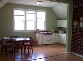 1602 Sumner St #2, Lincoln, NE 68502
