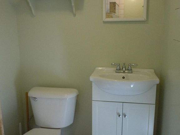 768 B Bathroom