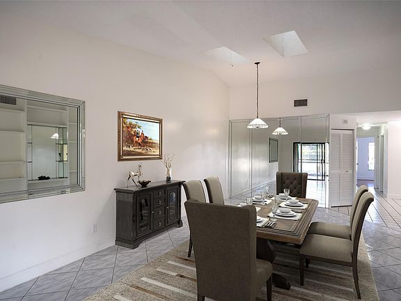 3rd image of 3587 W Inverrary Boulevard #3587