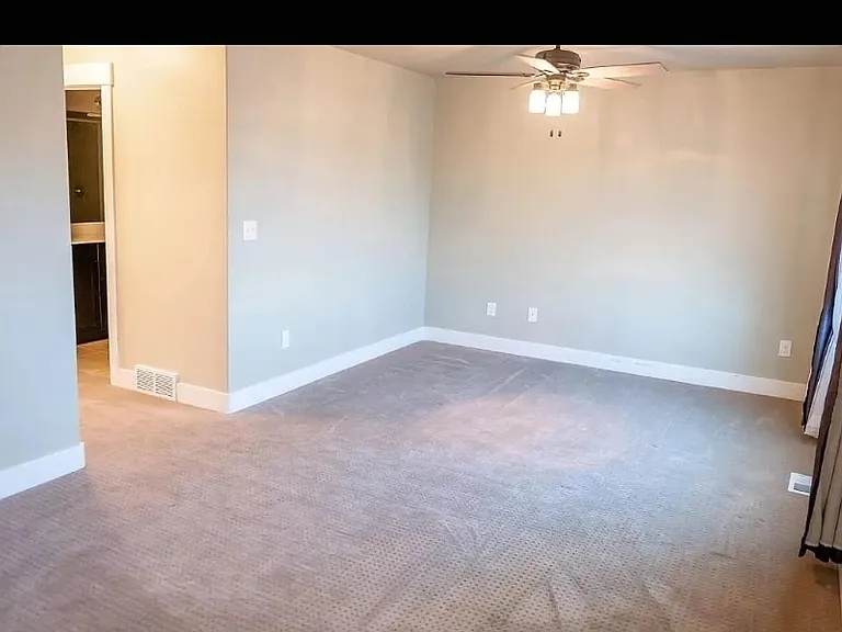 357 E Vancott Way — Photo 17
