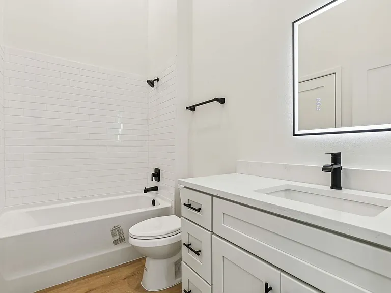 The Milk Stacks: Boutique Luxury Living in Downtown Orlando's Milk District — Photo 90