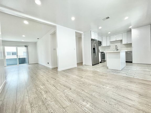 2nd image of 1217 S Sherbourne Dr #3A