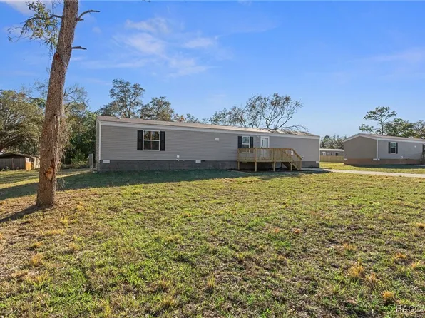 6470 W Akazian Ln, Homosassa, FL 34448