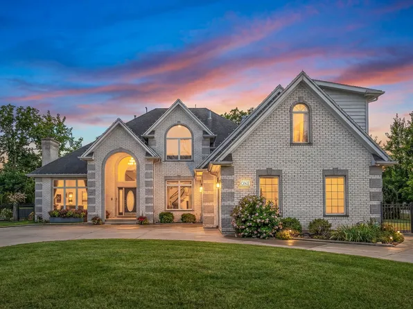 1 Bell Oak Ln, Lemont, IL 60439