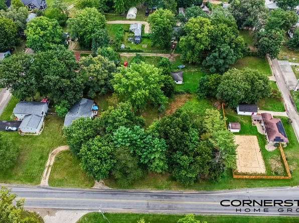 11816 Diana Walk NE, Sparta, MI 49345
